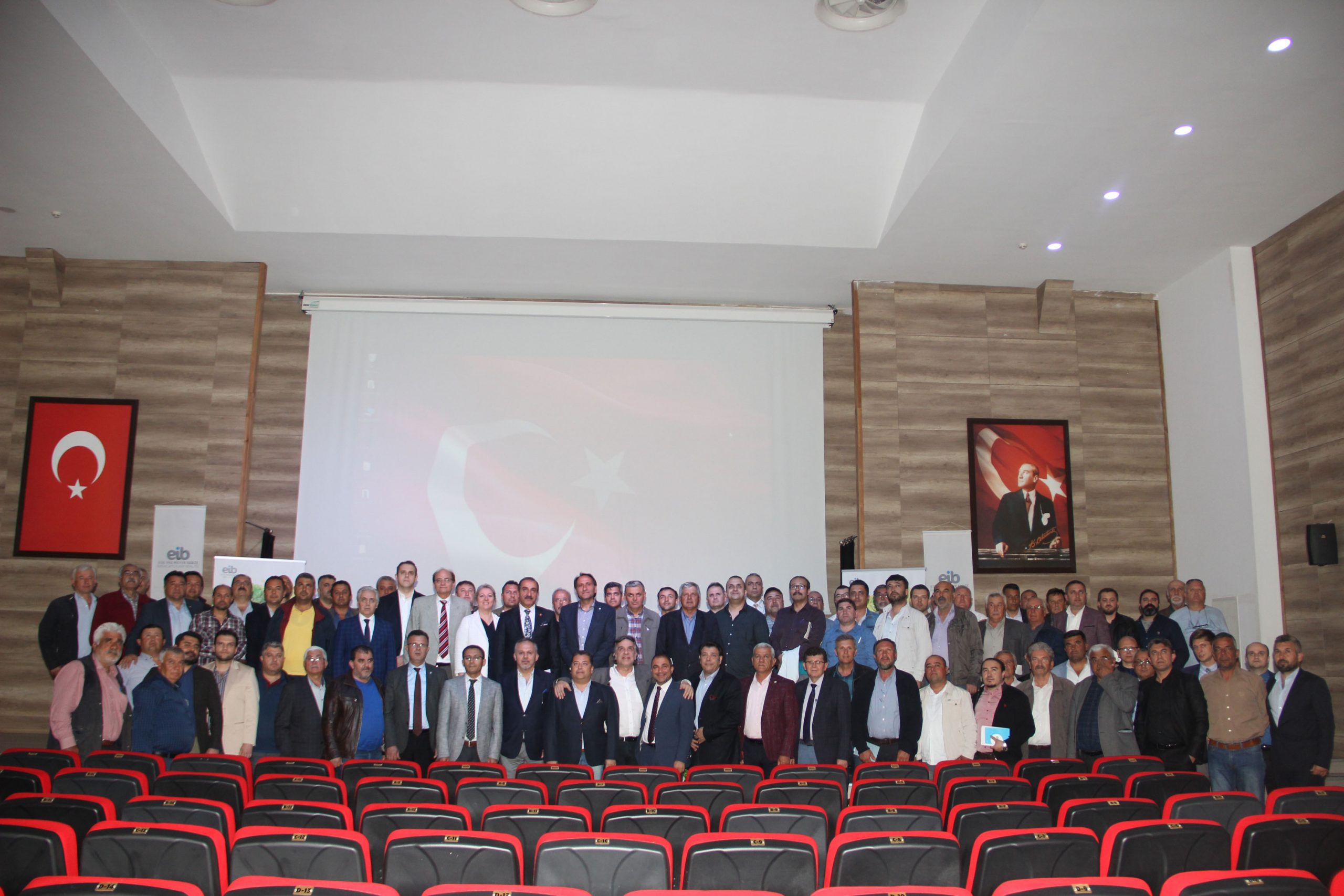 Türkiye’nin sofralık üzüm ve kuru üzüm üretiminde önemli merkezlerinden Alaşehir’de