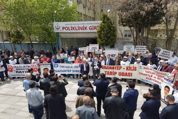 Türk Tabipleri Birliği (TTB), 17 Nisan 2012’de bir hasta yakını