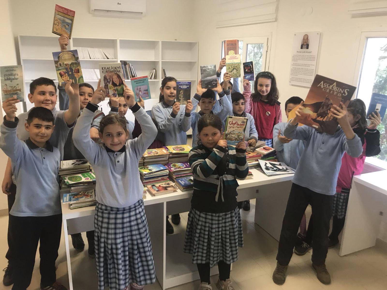 ŞAİK Anadolu Lisesi öğrencileri gerçekleştirdikleri anlamlı kampanyayla takdir topladılar. Tire