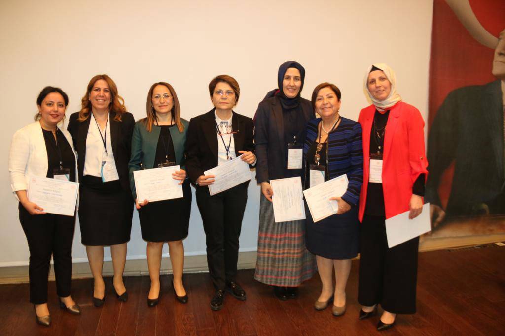 İKÇÜ Atatürk Eğitim ve Araştırma Hastanesi’nde “Hemşirenin Eğitimci Rolünün Toplum