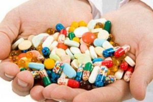 Türk Eczacıları Birliği, stokçulukla itham edilmelerine tepki gösterdi. Birlikten yapılan