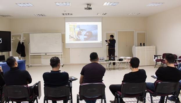 Eskişehir İl Emniyet Müdürlüğü Personeline İHA Eğitimi Verildi Eskişehir Osmangazi Üniversitesi (ESOGÜ) ile Eskişehir İl Emniyet Müdürlüğü arasındaki