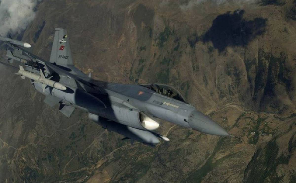 Milli Savunma Bakanlığı, Irak’ın kuzeyi Metina bölgesine düzenlenen hava harekatı