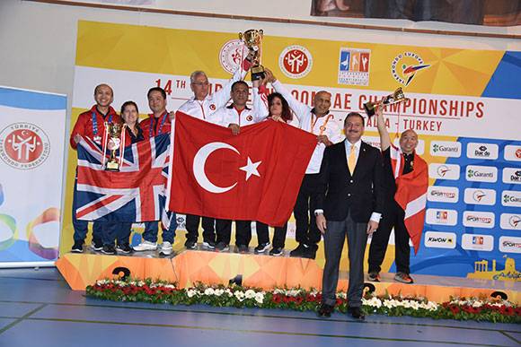 14. Avrupa Taekwondo Poomsae Şampiyonasının son gününde Türkiye, 2’si altın