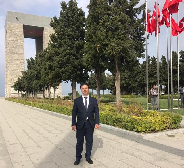 Belediye Başkanlarını Kıskandıran Muhtar Çanakkale’nin Eceabat ilçesine bağlı Seddülbahir Köyü’nde 31 Mart Pazar günü