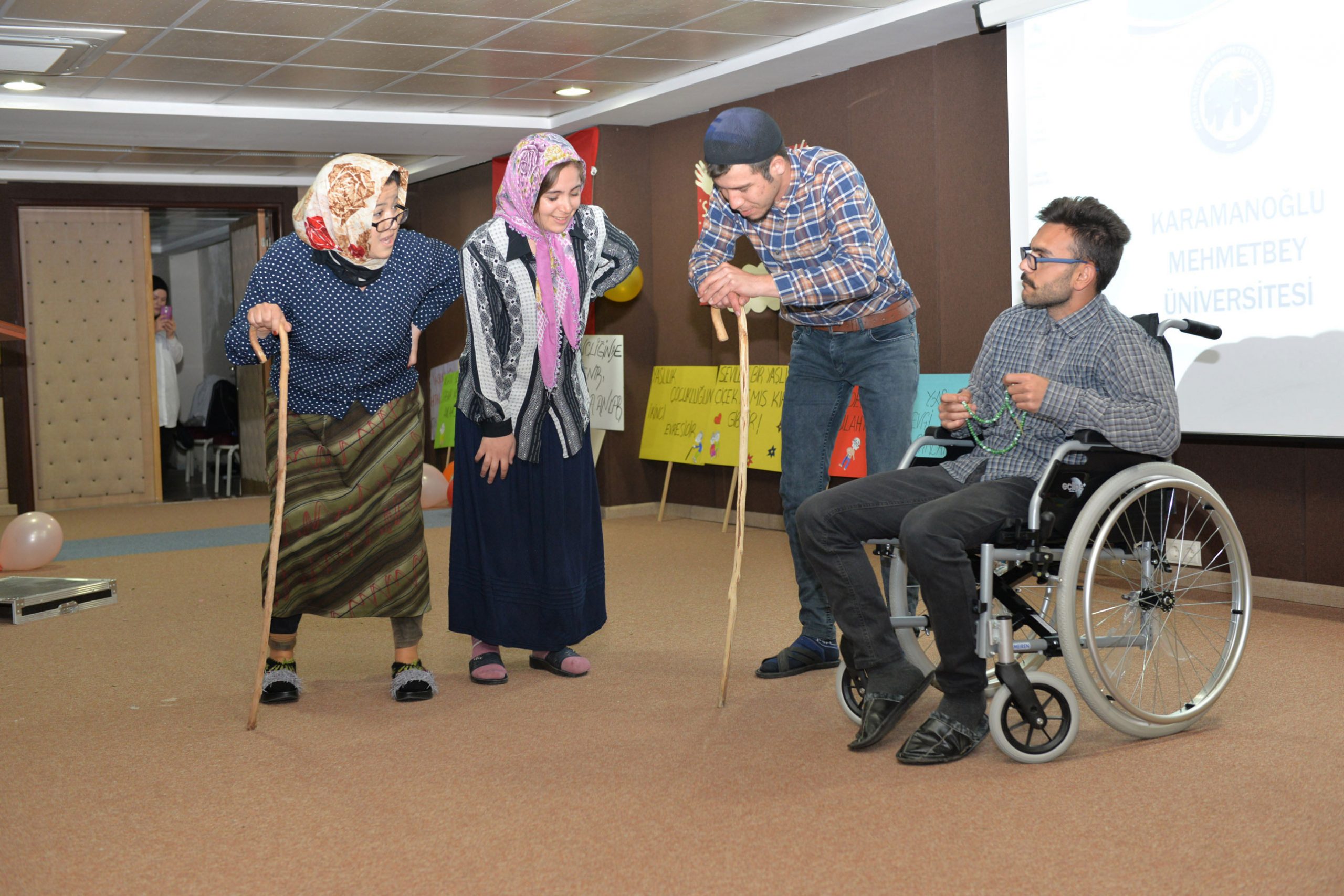 Karamanoğlu Mehmetbey Üniversitesi(KMÜ) Sağlık Hizmetleri Meslek Yüksekokulu Yaşlı Bakım Programı
