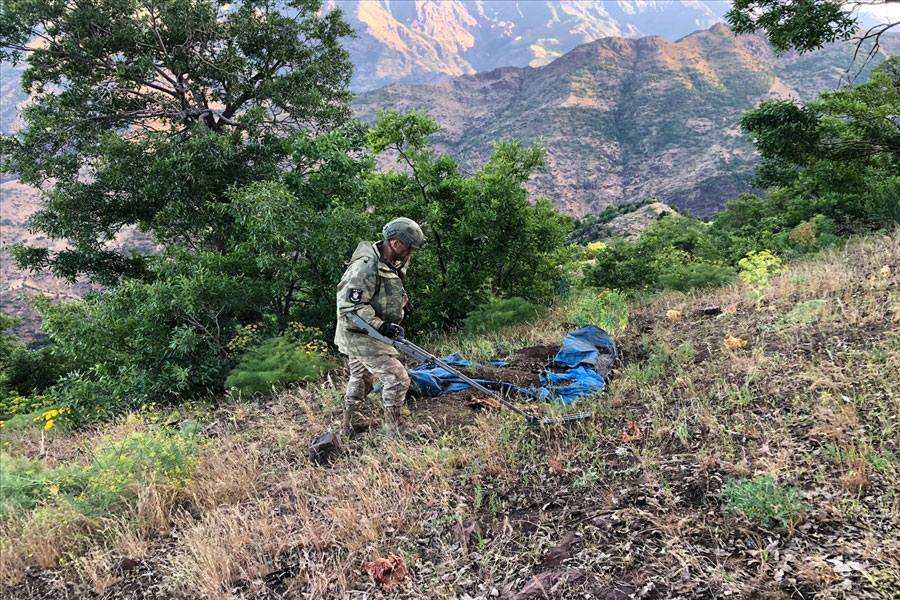 Irak kuzeyi Hakurk bölgesinde planlandığı şekilde başarıyla devam eden Pençe