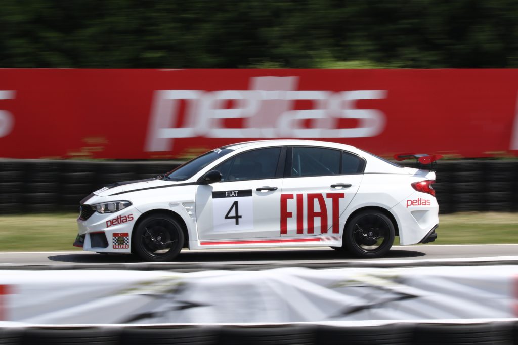 Türkiye Otomobil Sporları Federasyonu tarafından Fiat ve Petlas sponsorluğunda bu