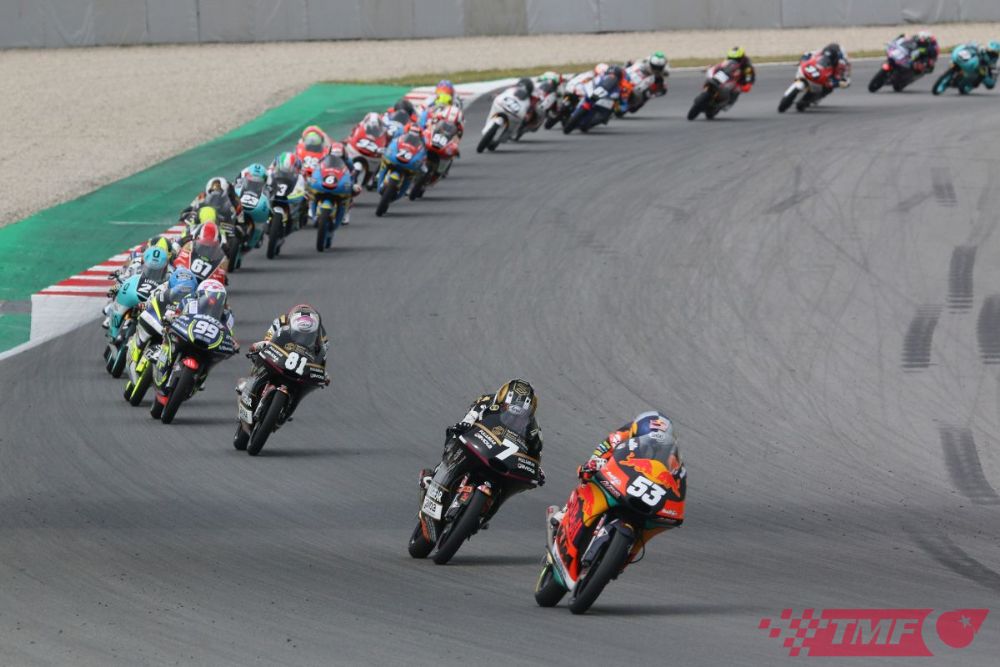 Milli sporcu Deniz Öncü, Dünya Gençler Şampiyonası’nın İspanya yarışında kupayı