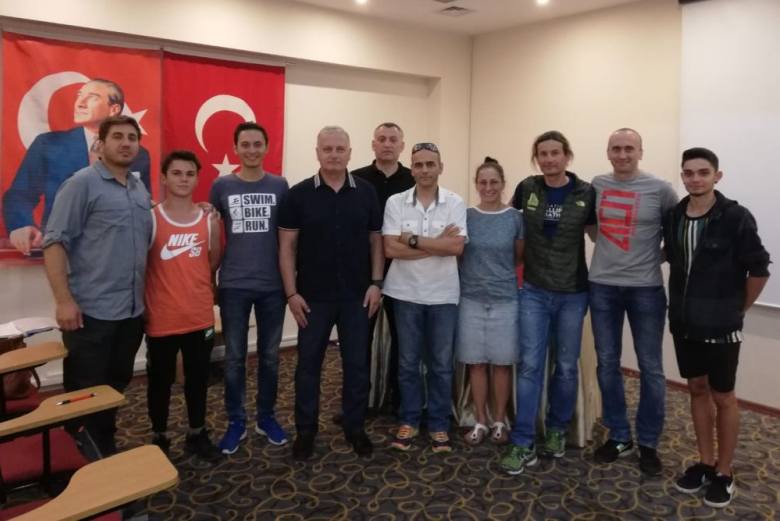 Türkiye Triatlon Federasyonu’nun düzenlediği Triatlon 1. Kademe Yardımcı Antrenör Yetiştirme