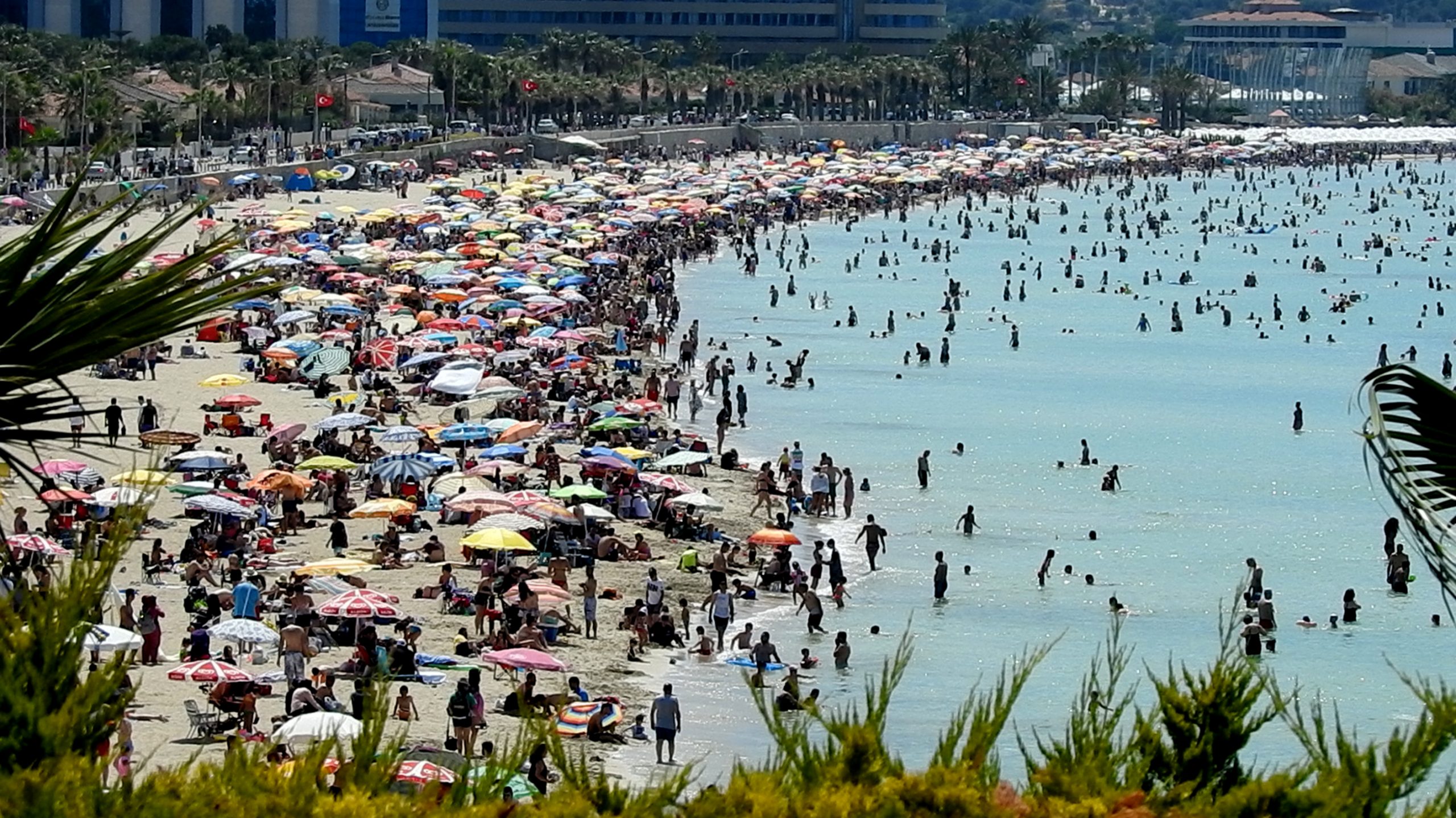 9 günlük bayram tatili, Çeşme’de bayram bereketi yaşattı. Oteller, kafeler,
