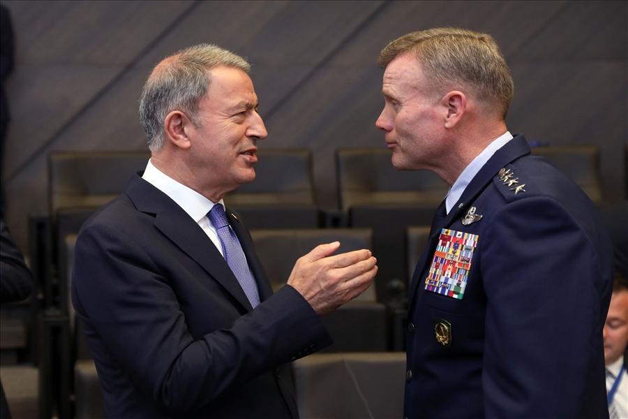NATO Savunma Bakanları Toplantısı için Brüksel’de bulunan Bakan Akar, gün