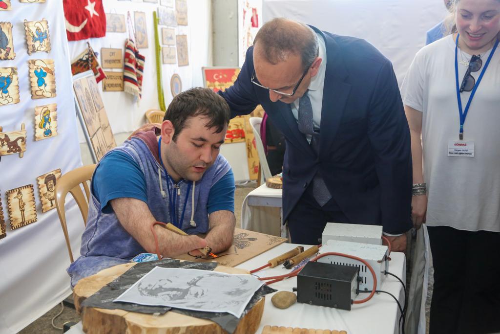 Ordu Valisi Seddar Yavuz, İl Milli Eğitim Müdürlüğünün Hayat Boyu