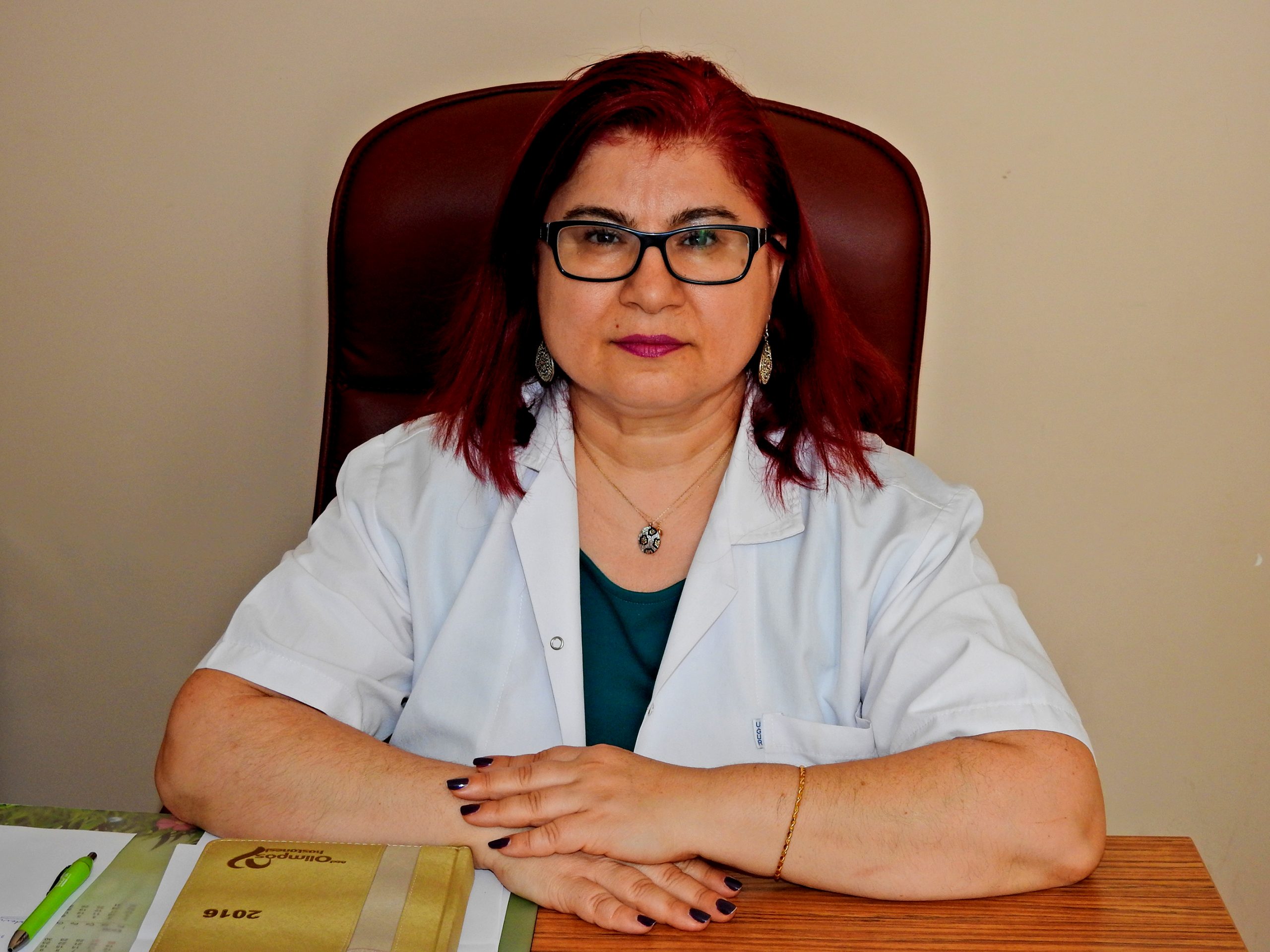 Çeşme Alper Çizgenakat Devlet Hastanesi Obezite ve Diyet Polikiliniği’nde görev