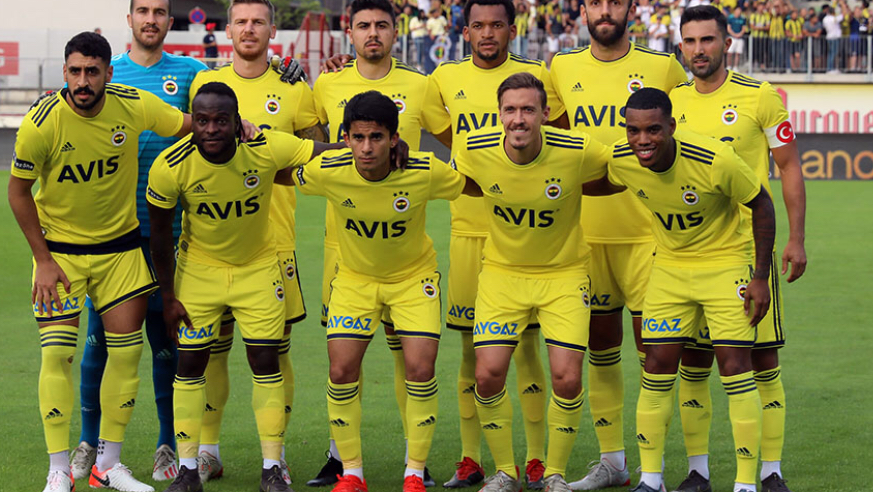 Fenerbahçe Hertha Berlin’le Karşılaşıyor 2019-2020 sezonu çalışmalarını sürdüren Fenerbahçe, dördüncü hazırlık maçına çıkmaya hazırlanıyor.