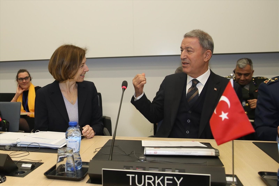Milli Savunma Bakanı Hulusi Akar, Fransa Savunma Bakanı Florence Parly