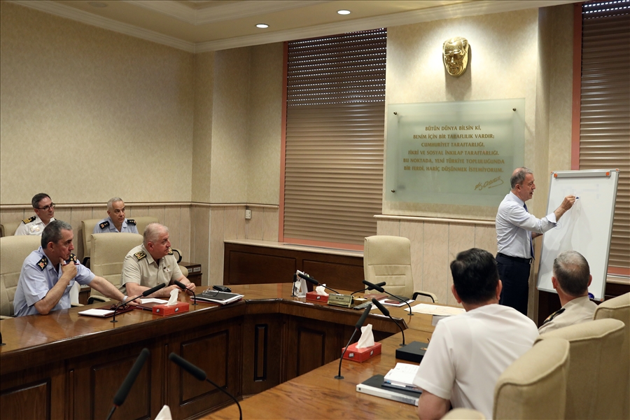 Millî Savunma Bakanı Hulusi Akar ve TSK komuta kademesi, ABD