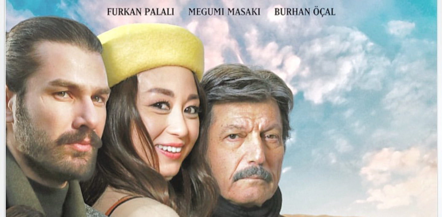 Furkan Palalı Film Afişini Yayınladı Şu sıralar Aslı Bekiro ile başrolünü paylaştığı “Benim Tatlı Yalanım”