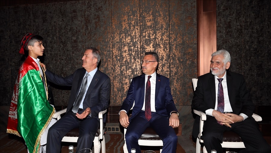 Bakan Akar ve Komutanlar Afganistan Millî Günü Dolayısıyla Düzenlenen Resepsiyona Katıldı Millî Savunma Bakanı Hulusi Akar, Genelkurmay Başkanı Orgeneral Yaşar Güler,