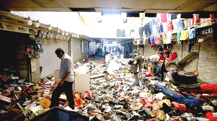 Sanayi ve Teknoloji Bakanı Mustafa Varank, İstanbul Eminönü Yeraltı Çarşısında