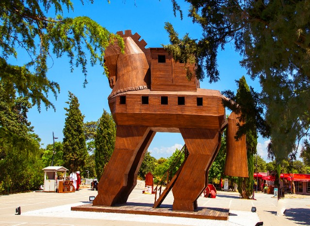 Çanakkale İl Kültür ve Turizm Müdürlüğü’nün verilerine göre 2012’de 611