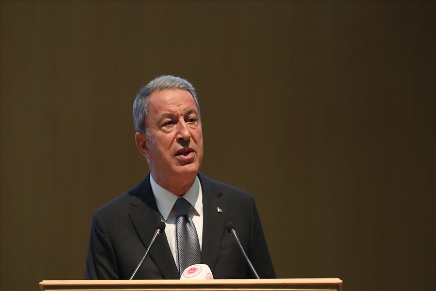 Millî Savunma Bakanı Hulusi Akar, gazetecilerin gündeme ilişkin sorularını yanıtladı.