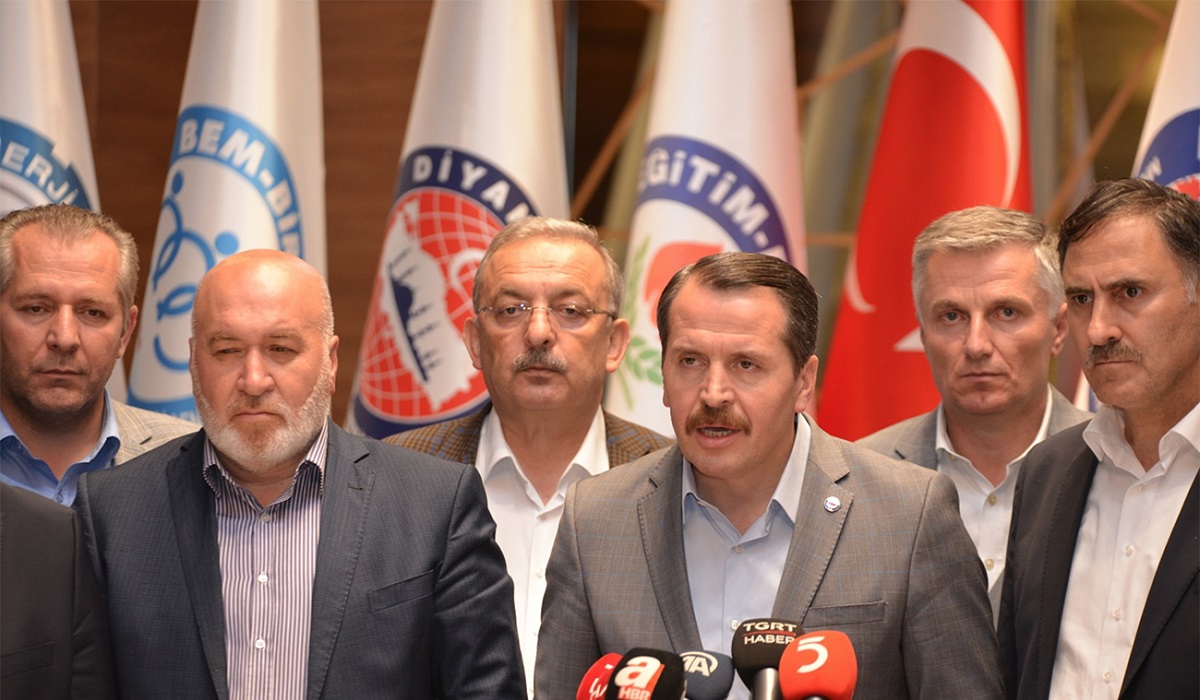 Memur-Sen Genel Başkanı Ali Yalçın, uzlaşmazlıkla sonuçlanan 5. Dönem Toplu