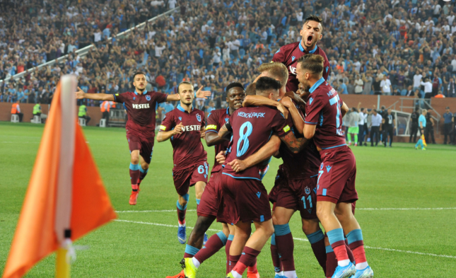 Trabzonspor Teknik Direktörü Ünal Karaman, UEFA Avrupa Ligi 3. Eleme