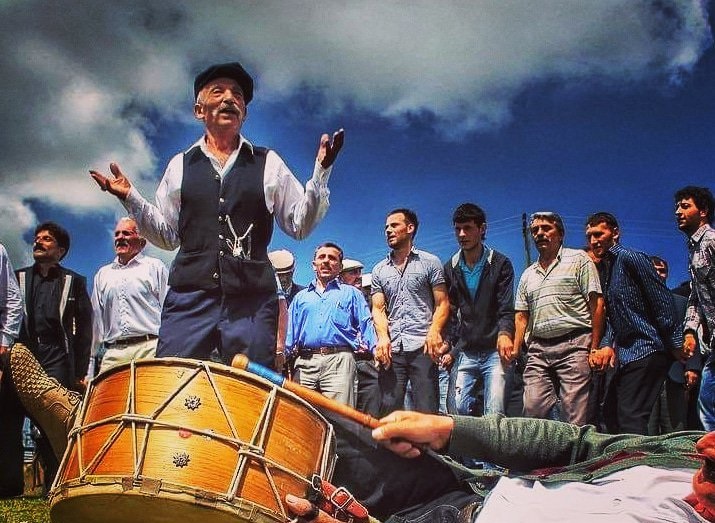 Havanın ısınmasıyla birlikte başlayan yayla şenliklerinin Ağustos programı da dopdolu