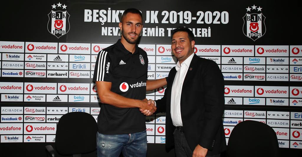 Villarreal kulübünden Beşiktaş’a transfer edilen Victor Ruiz Torre ile 3