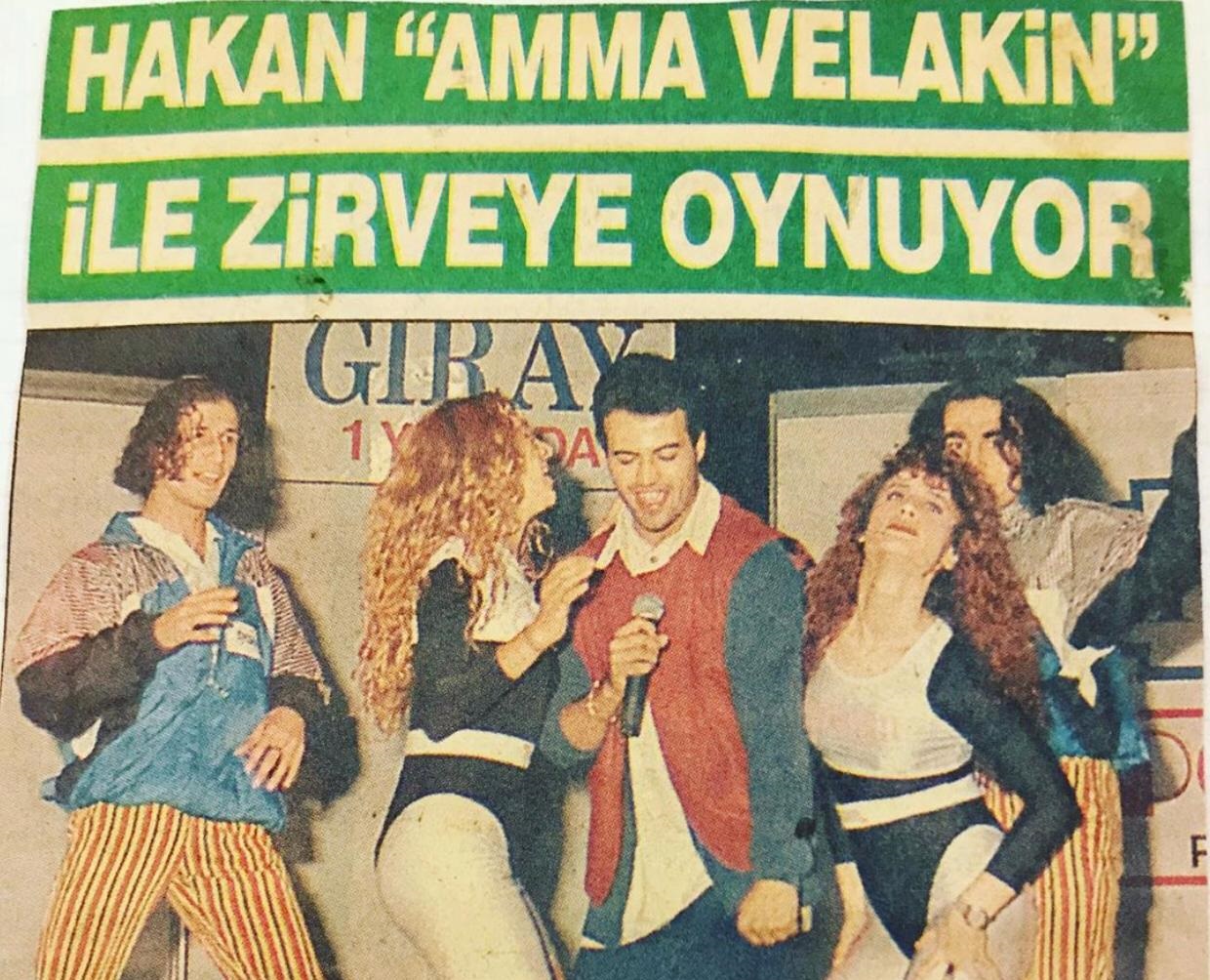 Yılların eskitemediği ünlü sanatçı Hakan Peker, yeni albümü ve nostaljik