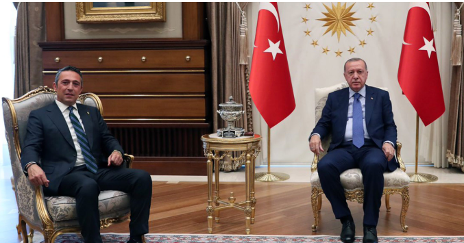 Fenerbahçe Spor Kulübü Başkanı Ali Koç, bugün Cumhurbaşkanlığı Külliyesinde Cumhurbaşkanı