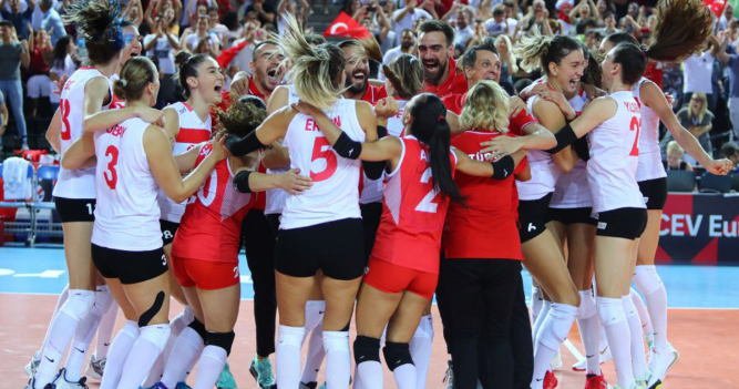 2019 CEV Kadınlar Avrupa Voleybol Şampiyonası çeyrek final mücadelesinde Hollanda