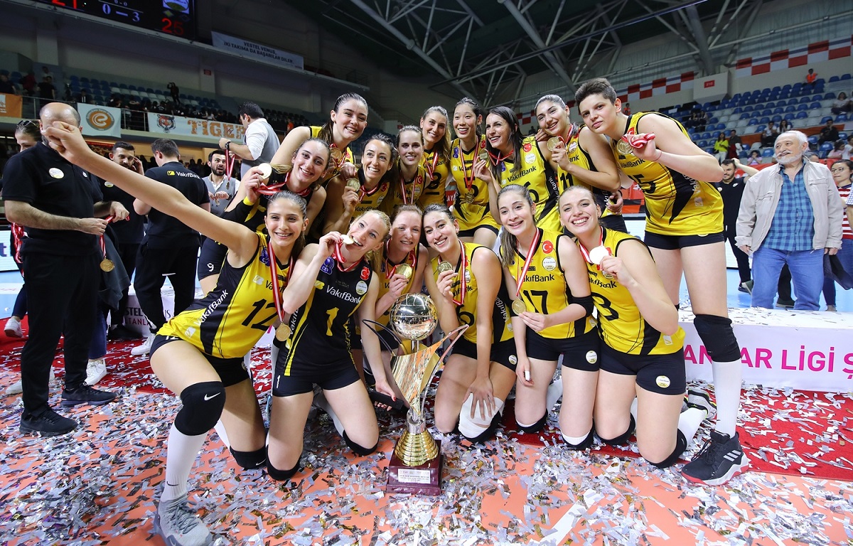 2018 – 2019 Voleybol Sezonu Vestel Venus Sultanlar Ligi’ni şampiyon