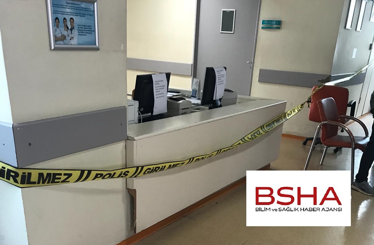 Hasta Jiletle Doktorun Boğazını Kesti İzmir Katip Çelebi Üniversitesi Atatürk Eğitim ve Araştırma Hastanesi’nde görevli