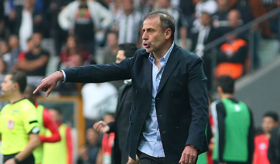 Avcı: ‘Futbolcularıma Fedakarlıkları ve Galibiyet İçin Teşekkür Ediyorum’ Beşiktaş Spor Kulübü Teknik Direktörü Abdullah Avcı, yaptığı açıklamada, “Taraftarlarımız sonuna