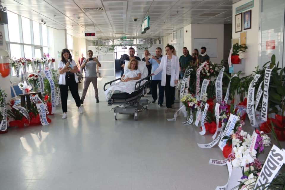 İzmir’de, istediği ilacı yazmadığı için jiletli saldırıya uğrayan Doktor Kadir