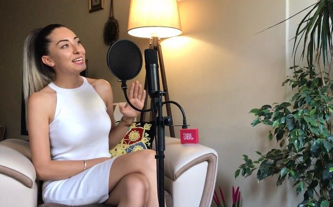 Fizyoterapist Ezgi Filiz, kadına karşı şiddetin sona ermesi noktasında farkındalık