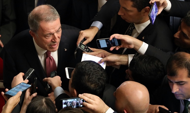 MSB’de Sabahın İlk Işıklarına Kadar Süren Toplantı Millî Savunma Bakanı Hulusi Akar beraberinde TSK Komuta Kademesi ve