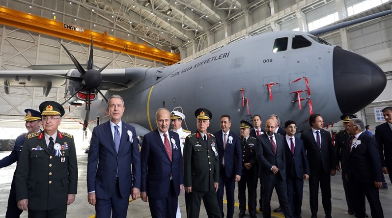 Millî Savunma Bakanı Hulusi Akar, 12’nci Hava Ulaştırma Ana Jet
