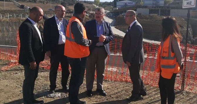 Bakan Yardımcısı Eldemir, Bozüyük Hastanesi İnşaatında İncelemelerde Bulundu Sağlık Bakan Yardımcısı Halil Eldemir, Bilecik’in Bozüyük ilçesinde yapımı devam