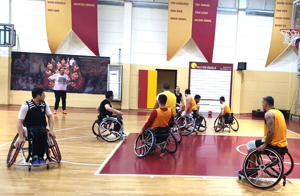 Galatasaray:68 Beşiktaş:76 Beşiktaş Tekerlekli Sandalye Basketbol Takımı, Florya Metin Oktay Tesisleri’nde Galatasaray