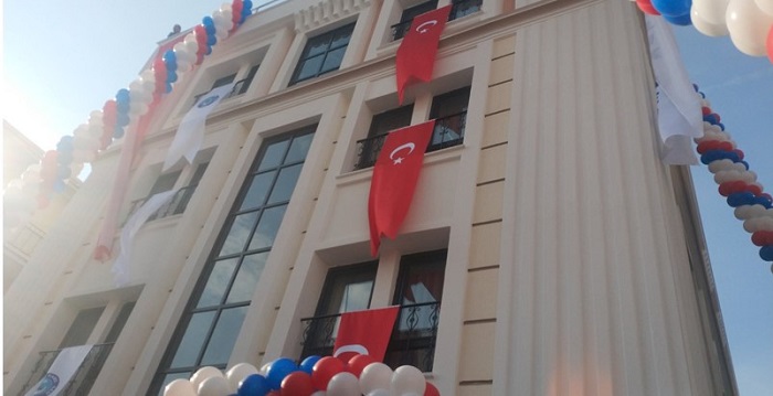 Sağlıkçılara Modern Konukevi Türk Sağlık-Sen Konfederasyonuna bağlı Türk Sağlık-Sen’in Konukevi açılışı yapılarak hizmete