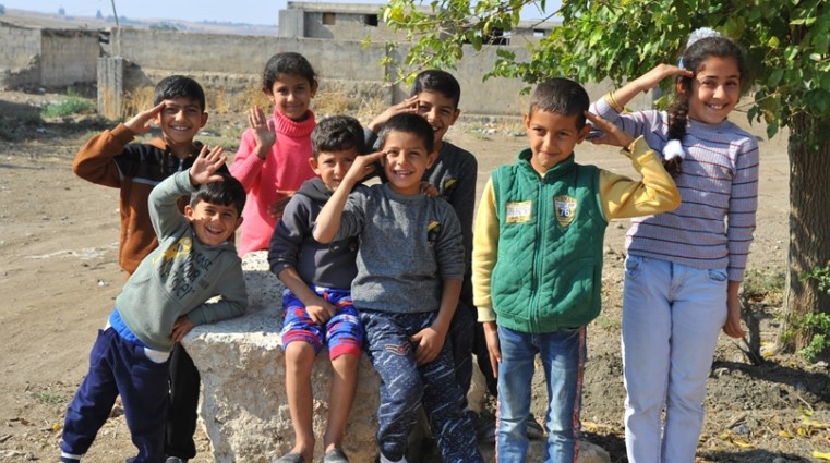 Suriye Halkının Gönüllü ve Güvenli Dönüşleri Başladı Milli Savunma Bakanlığı’ndan yapılan açıklamada, terör baskısının kalkmasıyla birlikte Suriyelilerin