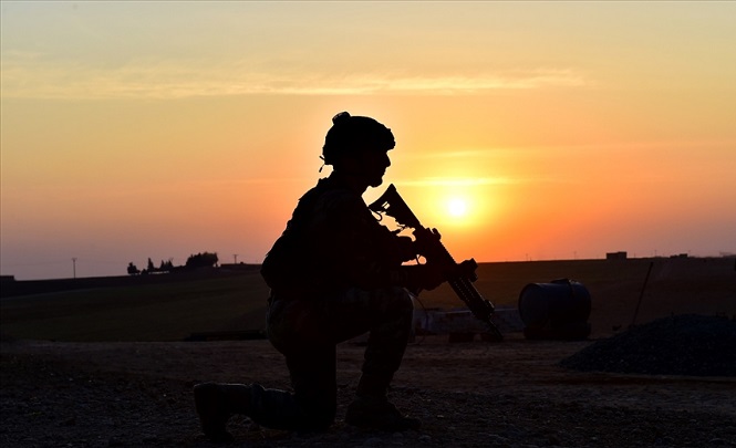 Türkiye 4000’den Fazla DEAŞ’lıyı Etkisiz Hale Getirirken PKK/YPG DEAŞ’lıları Serbest Bıraktı Milli Savunma Bakanlığı tarafın yapılan açıklamada, “DEAŞ tehdidine yüzlerce kayıp