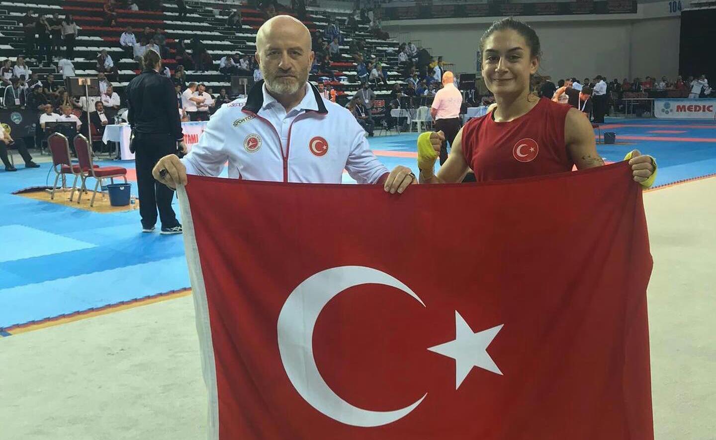 Sağlık Bakanı Doktor Fahrettin Koca, Dünya Büyükler Kick Boks Şampiyonası’nda