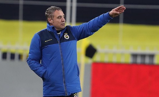 Fenerbahçe Teknik Direktörü Ersun Yanal, FB’nin 4-0 galibiyetiyle tamamlanan İstanbulspor