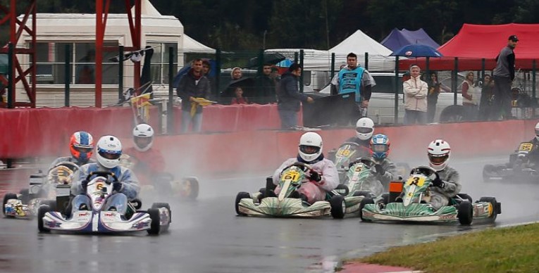 Otomobil sporlarında 2019 sezonu TOSFED Körfez Yarış Pisti’nde koşulacak olan