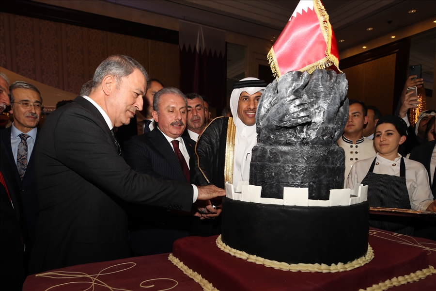 Millî Savunma Bakanı Hulusi Akar, Katar Millî Günü dolayısıyla düzenlenen