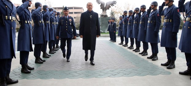 Milli Savunma Bakanı Hulusi Akar, Genelkurmay Başkanı Orgeneral Yaşar Güler,